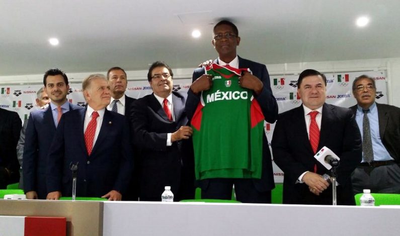 Bill Cartwright: Nuevo coach de básquetbol en México