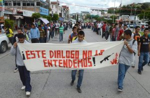 Las autoridades esperan dar con más desaparecidos en las próximas hora. Foto: AP