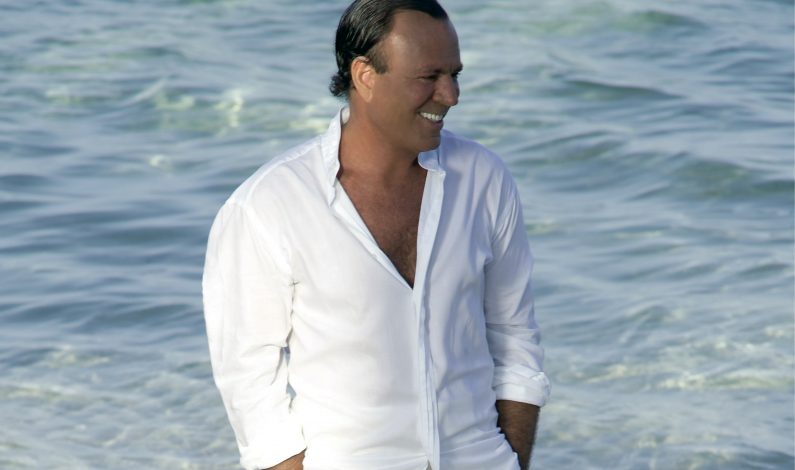 Julio Iglesias celebra su cumpleaños 71