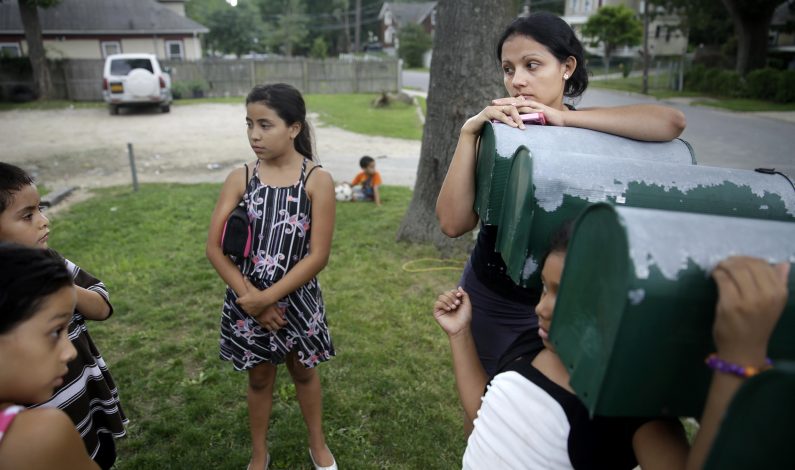 Habilitan en SLRC dos albergues temporales para niños repatriados