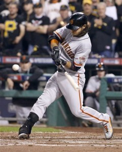 Brandon Crawford batea un grand slam en el cuarto inning. Foto: AP