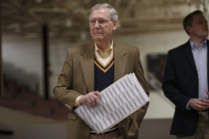 Mitch McConnell, líder de la mayoría en el Senado. Foto: AP