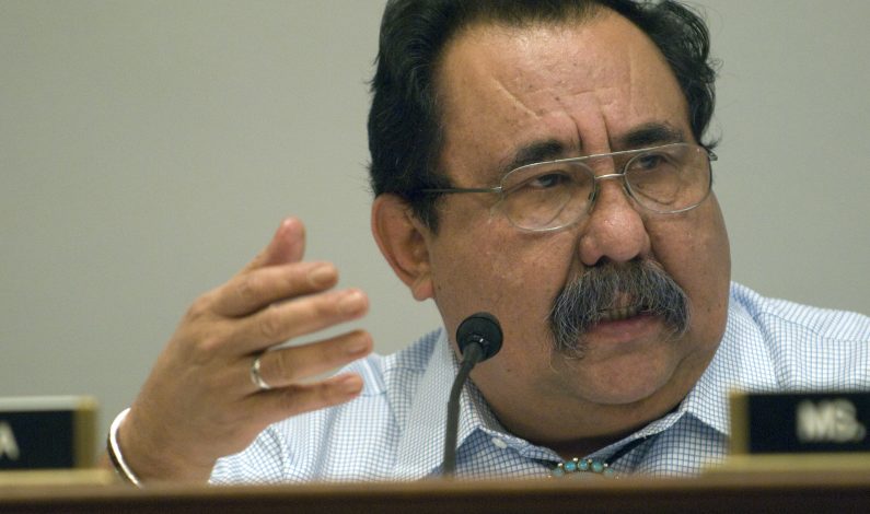 Congresista Raúl Grijalva inaugurará oficina en Avondale