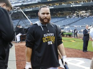 El contrato de Russell Martin es el mayor ofrecido por el gerente general de los Blue Jays Alex Anthopoulos desde que asumió el puesto. 