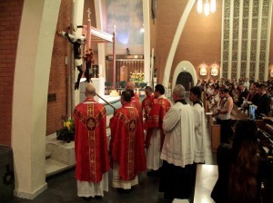 La imagen sagrada del Santo Cristo Negro de Esquipulas estará en exhibición para ser venerada en las parroquias e iglesias locales en el Valle del Sol. Foto: Cortesía Diócesis Católica de Phoenix