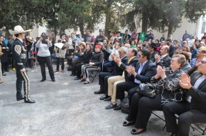 Alrededor de 200 personas entre amigos y admiradores recordaron al famoso cantante. Foto: Mixed Voces