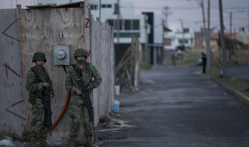 Líderes de Iberoamérica abren cumbre en México