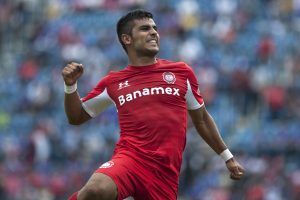 Miguel Ponce y el Toluca quieren domar a los Tigres en la Liguilla. Foto: AP