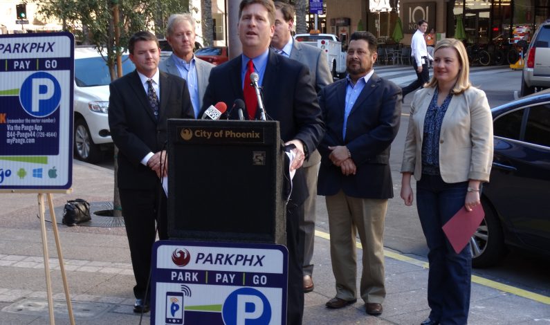 Nueva tecnología para pago de estacionamiento en Phoenix