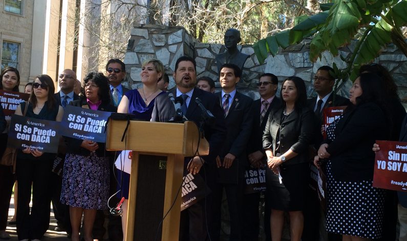 Con foros informativos reaccionan líderes de Arizona