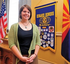 En esta foto del 30 de mayo del 2013 se ve a Kayla Mueller en Prescott, Arizona. Foto: AP