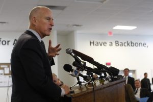 Jerry Brown Jr., gobernador de California. Foto: AP