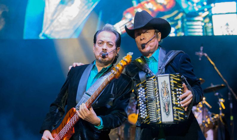 Los Tigres del Norte arrasan en Phoenix