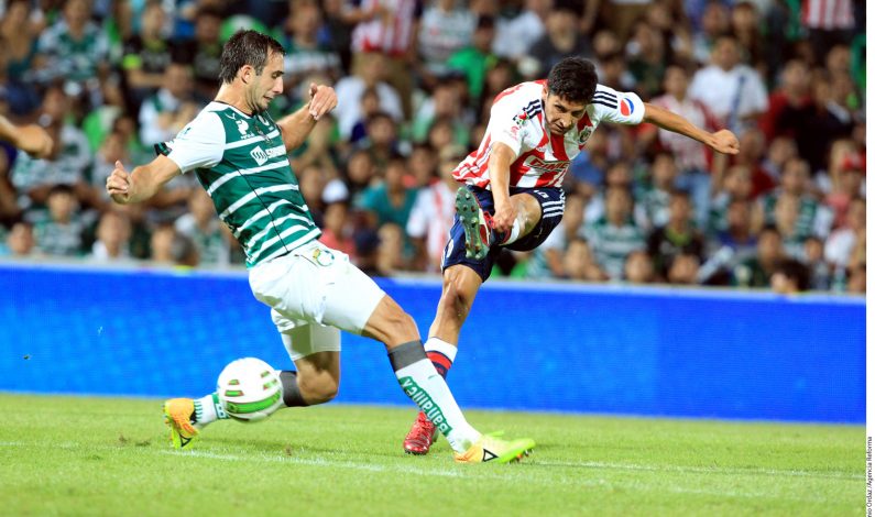 Chivas empata sin goles con Santos