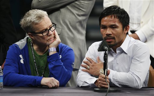 Fanáticos demandan a Pacquiao