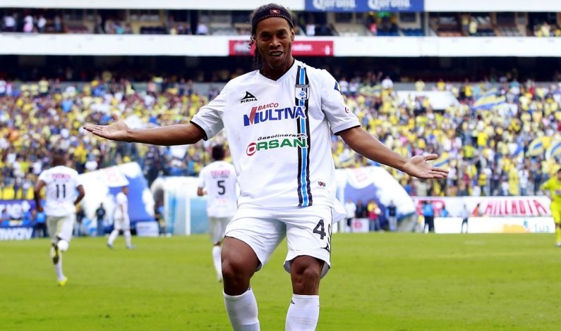 Complace Ronaldinho a Gallos Blancos