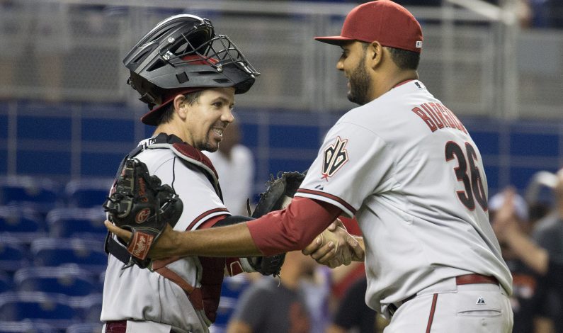 Peralta hizo ganar a D-backs con doble en la 13ra