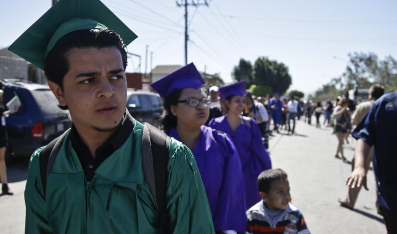 Nebraska aprueba licencia de manejo para “dreamers”