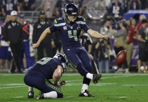 Seattle Seahawks kicker Steven Hauschka (4) kicks a field goal during the second half of NFL Super Bowl XLIX football game against the New England Patriots Sunday, Feb. 1, 2015, in Glendale, Ariz. (AP Photo/Mark Humphrey)