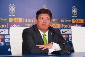 Para este duelo, el técnico Miguel Herrera no podrá contar con el defensa Adrián Aldrete, quien está fuera por los próximos ocho días por una esguince. Foto: Notimex