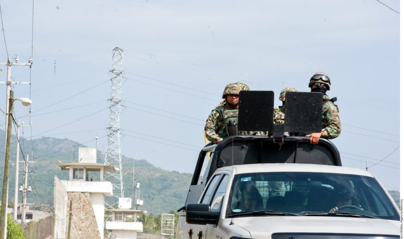 Realizan operativo en cárcel de Acapulco