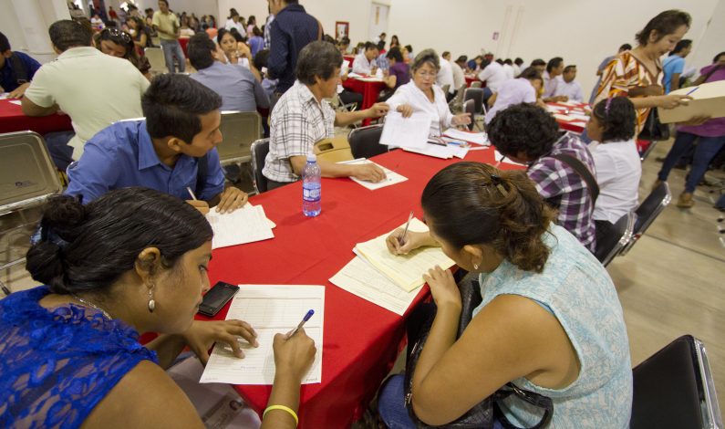 Feria de oportunidades de empleo en distrito escolar Riverside