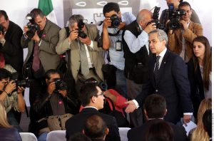 La nueva ley fue presentada públicamente en la sede del Consejo Para Prevenir la Discriminación, adonde acudió el Jefe de Gobierno, Miguel Ángel Mancera. Foto: Agencia Reforma