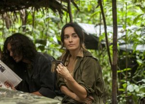 Ana de la Reguera encarna a Elisa en una escena de "Narcos". Foto: Netflix via AP