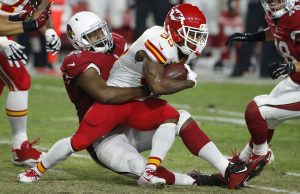 Kansas City se impuso el sábado a Los Cardenales de Arizona en el Univesity of Phoenix Stadium. Foto: AP