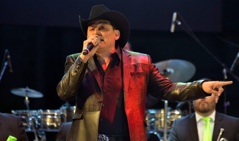 Podrían cancelar homenaje a Joan Sebastian