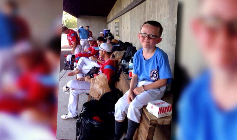 Muere ‘bat boy’ de nueve años tras ser golpeado por bate