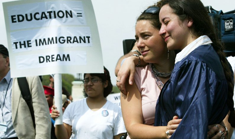 Fondo de becas para dreamers anuncia convocatoria