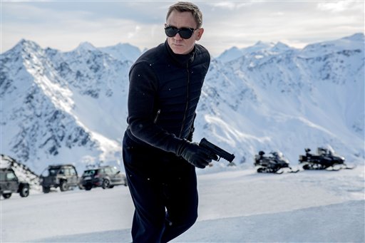 “Spectre” sigue a la cabeza de la taquilla