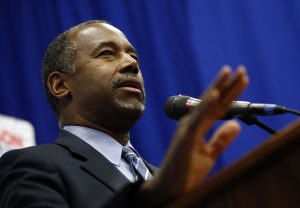 Ben Carson dijo que permitiría que las personas que están en el país de manera ilegal se queden como trabajadores huéspedes. Foto: AP