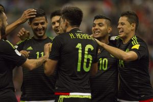 En el estadio Azteca, las anotaciones del triunfo mexicano fueron obra de Andrés Guardado a los siete minutos de juego, de Héctor Herrera al 42, de Carlos Vela en el 63. Foto: Notimex