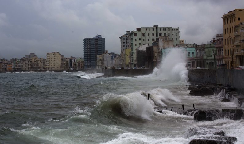 Cuba y EU acuerdan permitir vuelos regulares