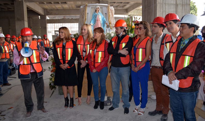 Juan Osorio da claquetazo de inicio de grabaciones de “Sueño de Amor”