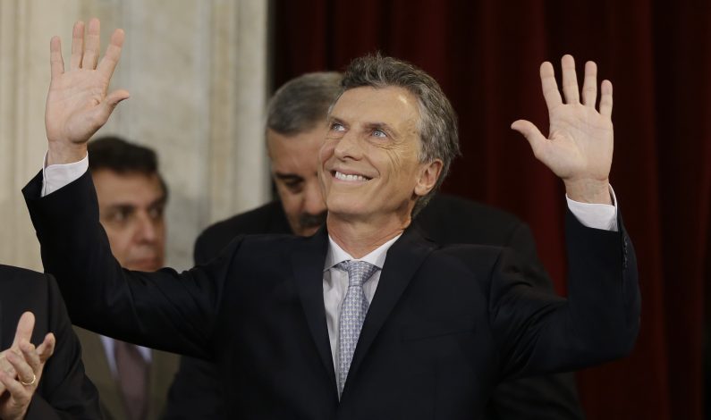 Mauricio Macri asume presidencia de Argentina