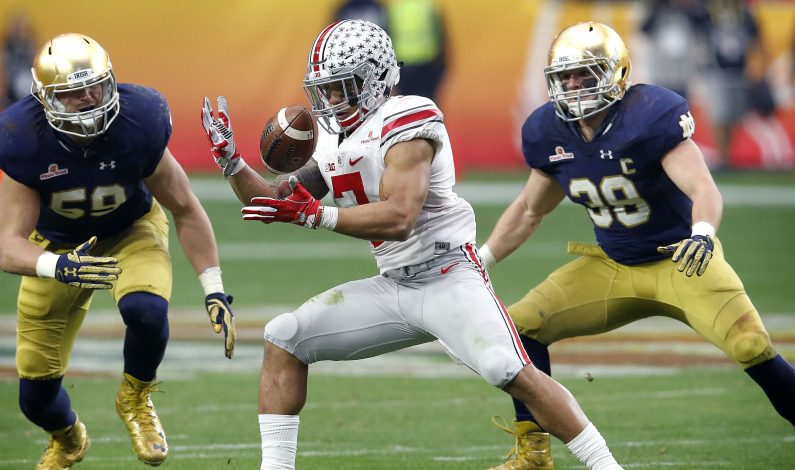 Ohio State supera 44-28 a Notre Dame para llevarse el Fiesta Bowl