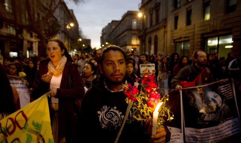 Acusan falta de pruebas contra detenido por caso Ayotzinapa