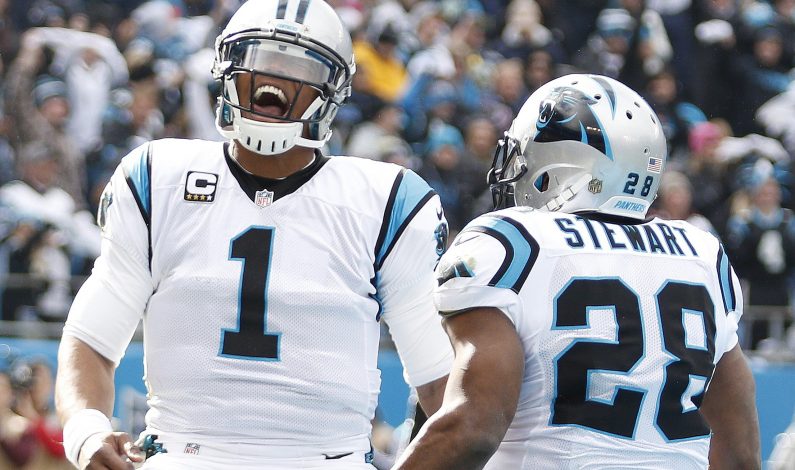 Panthers sufren al final ante Seattle pero avanzan