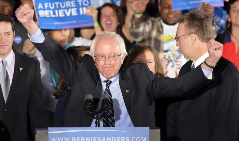 Sanders gana en Michigan, Trump encandena más victorias