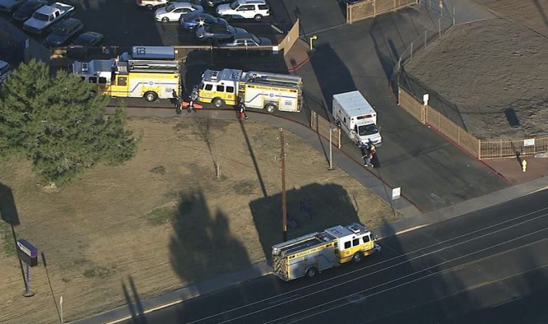 Dos heridos en ataque a tiros en escuela de Glendale