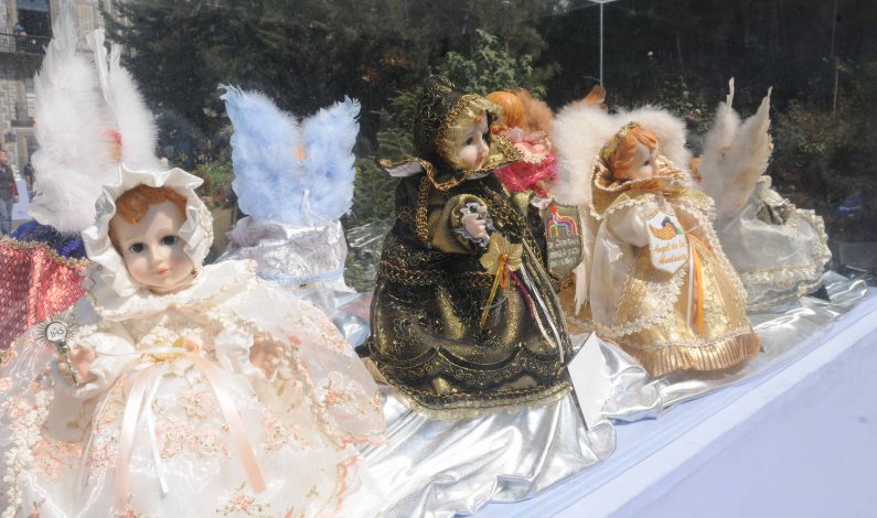 Vestir al Niño Dios, una tradición de amor