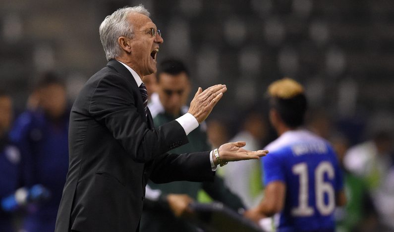 Floro descarta que sea misión imposible vencer a México en el Azteca