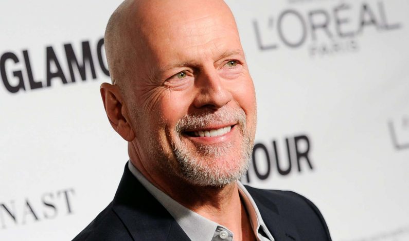 Bruce Willis cumple 61 años a la espera de concretar obra en México