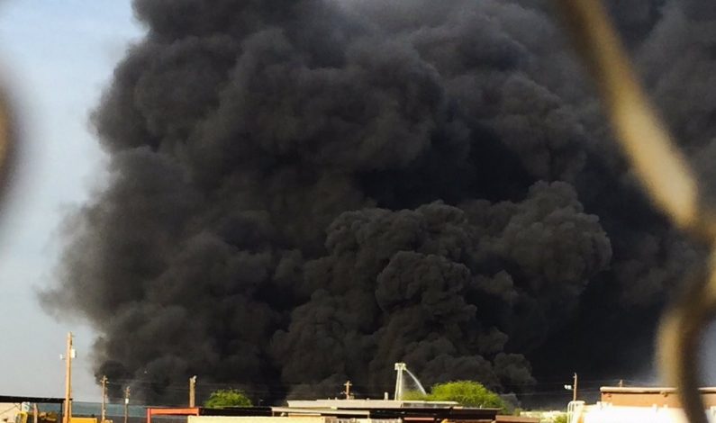 Incendio se registra cerca del aeropuerto Sky Harbor