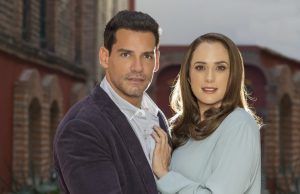 Cristián de la Fuente protagoniza %22Sueño de Amor%22 al lado de Betty Monroe. Foto: Cortesía de Televisa