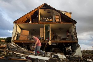 Las tormentas son alimentadas por la persistencia del fenómeno El Niño en el Pacífico.