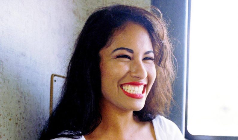 A 21 años de su muerte, Selena inspira a marca de cosméticos